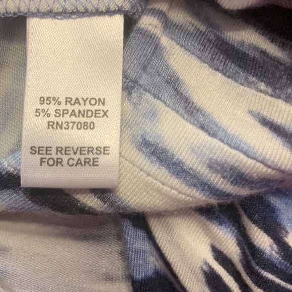 Cato blue and white designed sleeveless dress size xs keyhole back - Picture 6 of 8